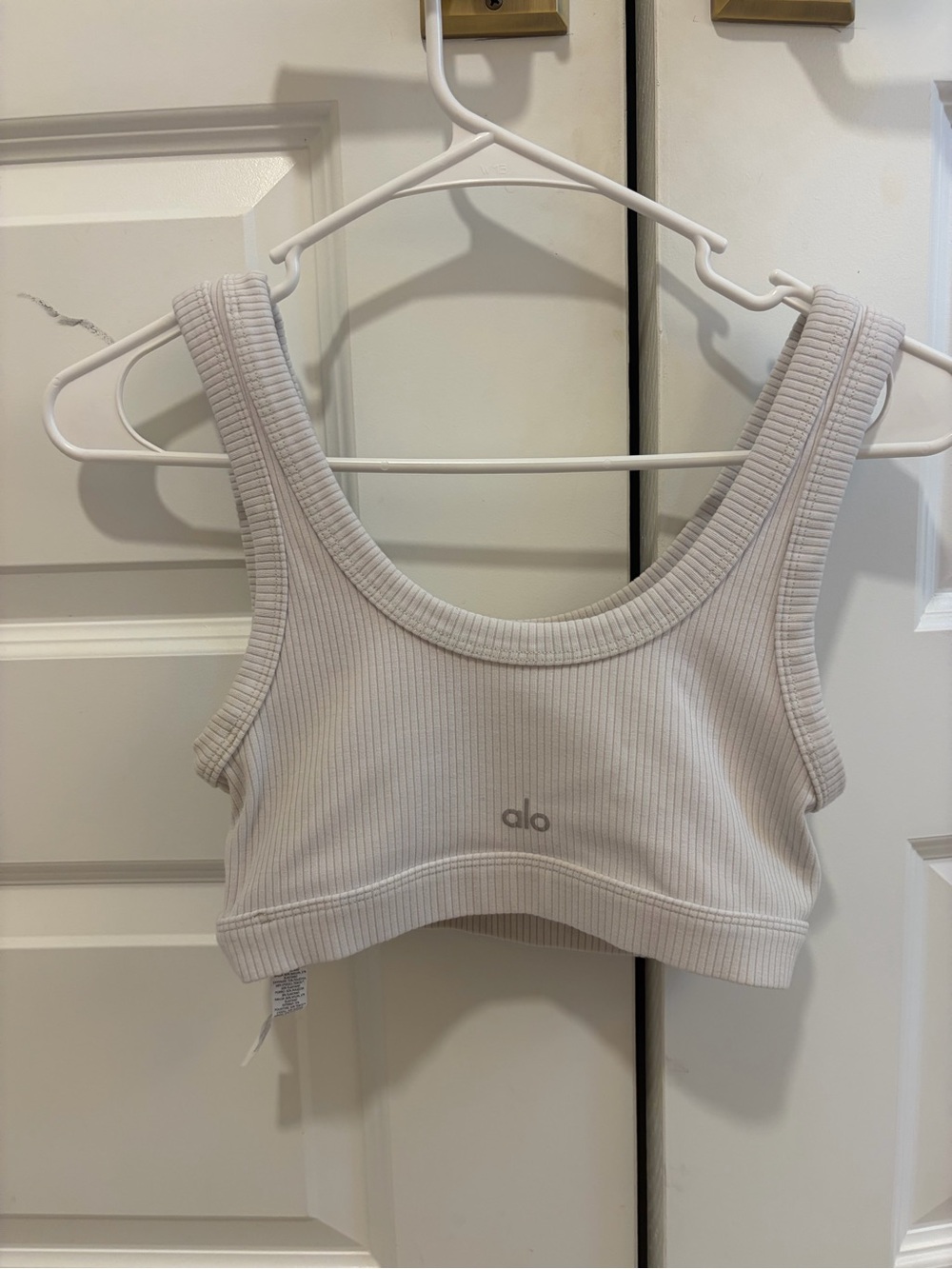Alo Women's Ribbed Bra - Picture 4 of 4